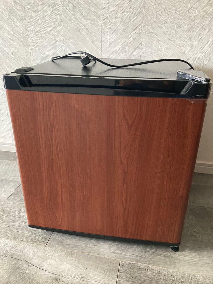 【あい】アイリスオーヤマ　ミニ冷蔵庫