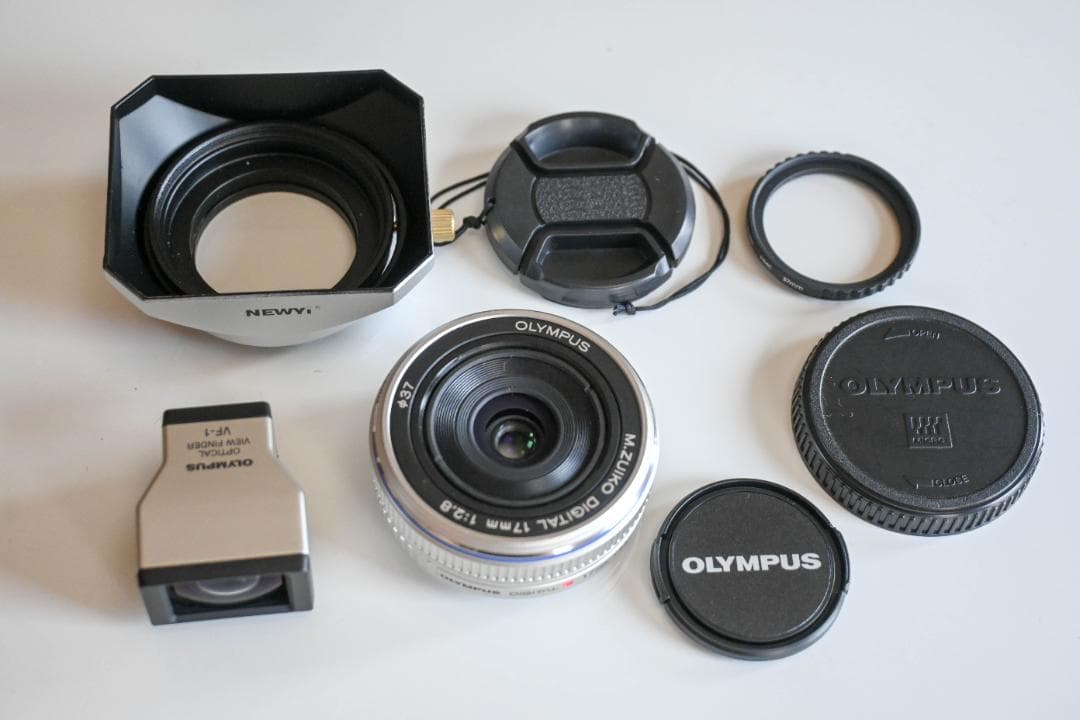 オリンパス M.ZUIKO 17mm F2.8 パンケーキレンズ＋ VF-1