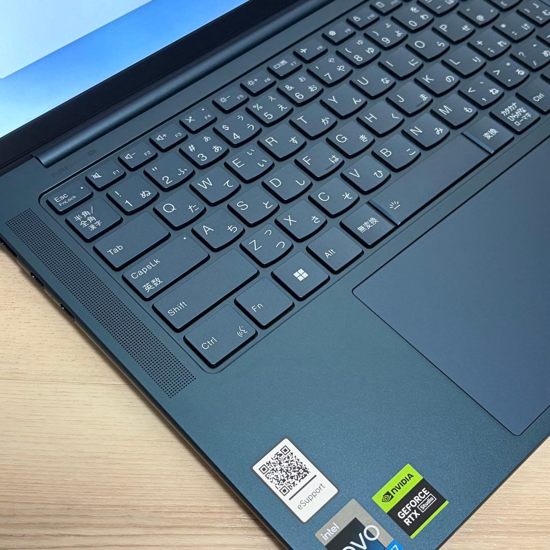 Lenovo Yoga Pro 7i Gen 8 14型　14IRH8