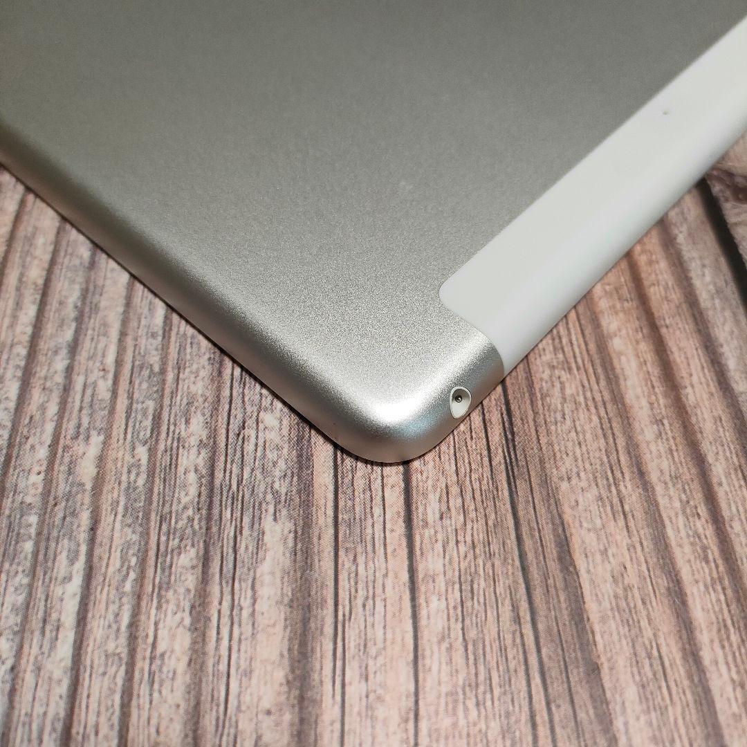 iPad 第6世代 32GB シルバー SIMフリー 超美品