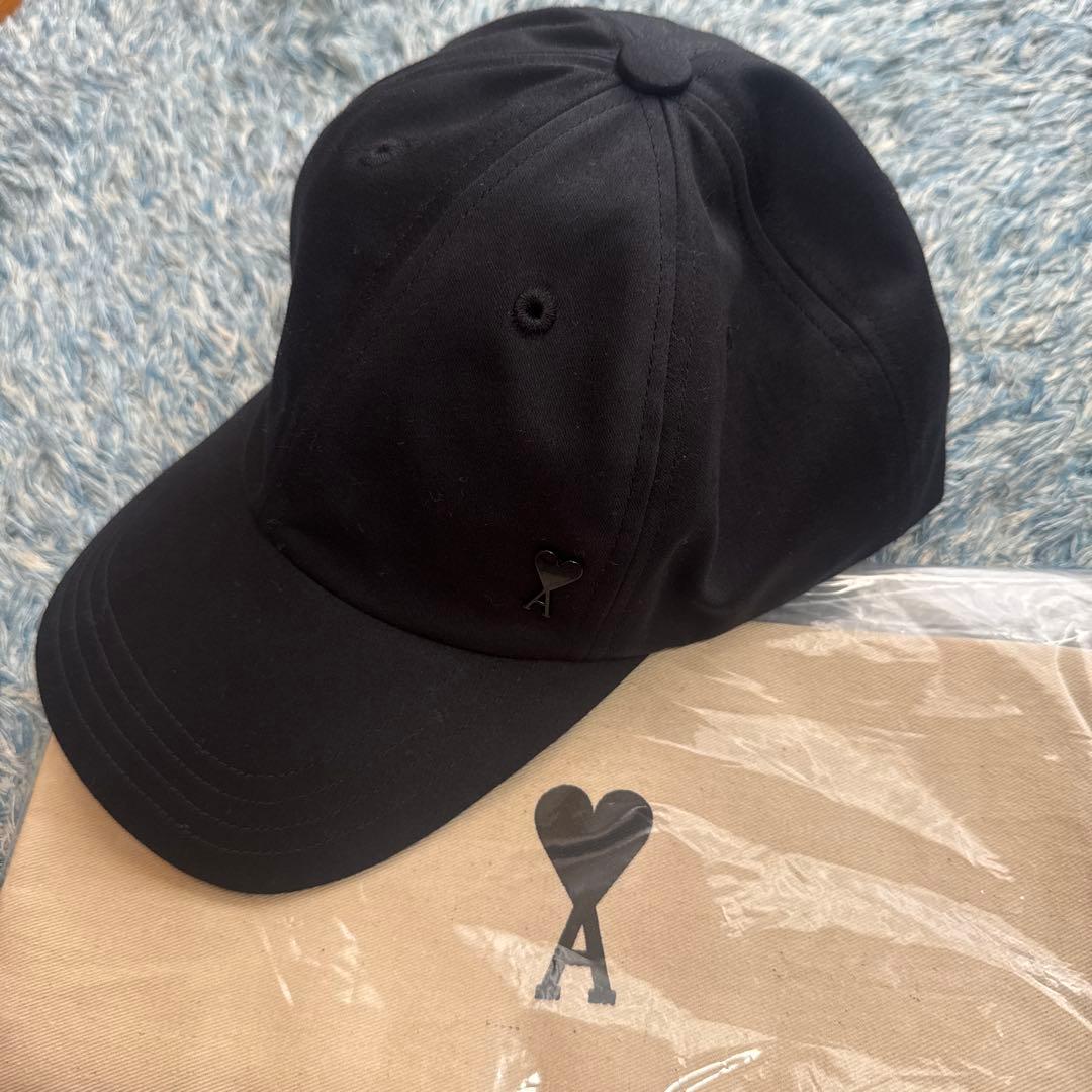 AMI PARIS アミ パリス スタッド キャップ スタッズ ブラックロゴ