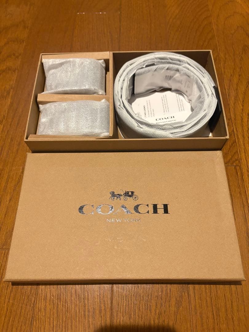 COACH コーチ　新品　リバーシブル　シグネチャー　ベルト　バックル回転