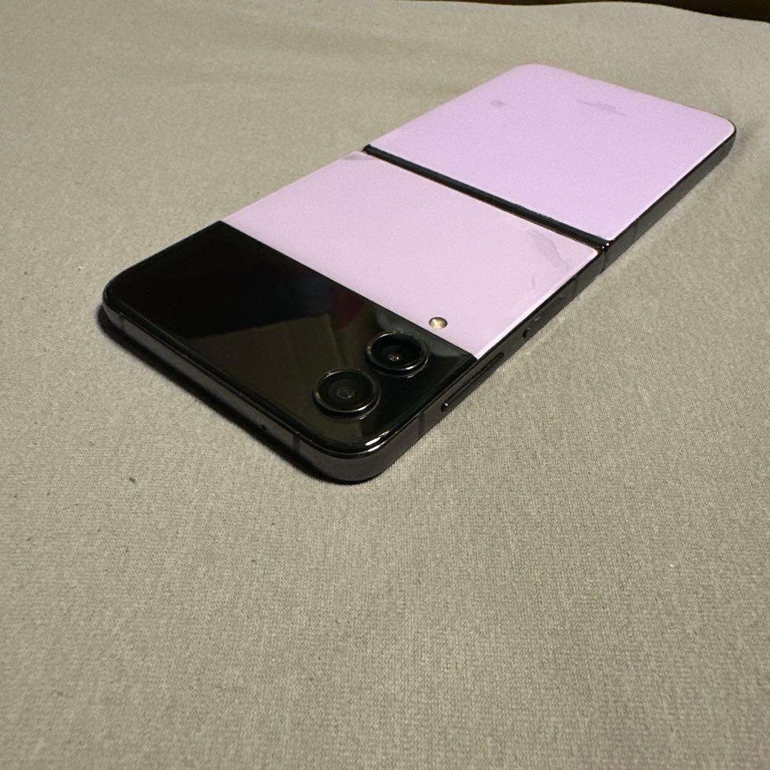 Galaxy Z Flip4 SIMフリー SCG17