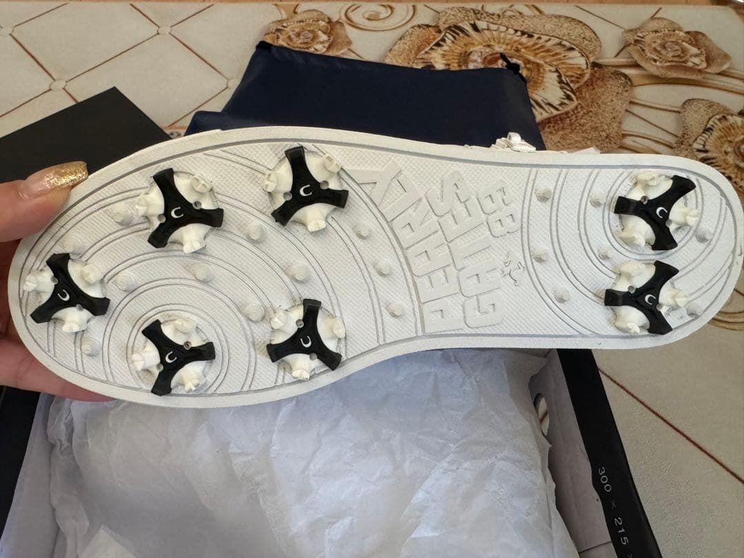 高島屋新品未使用箱袋付PEARLYGATES ホワイト23.5cm¥14000