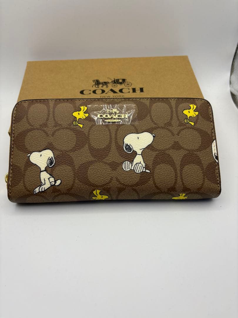 coach 長財布　柄物