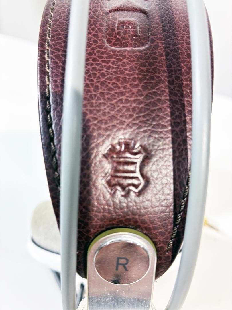 ★美品 中古★AKG 開放型ヘッドホン【K701】FLA7