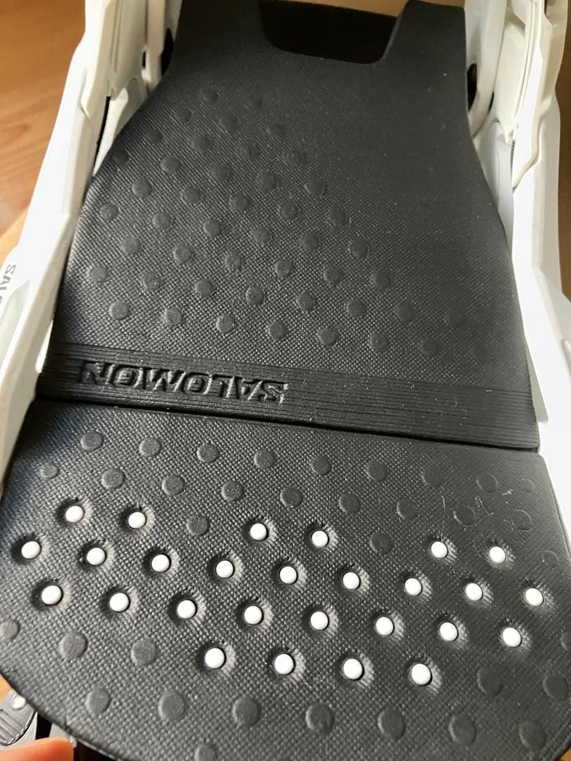 SALOMON HOLOGRAM ホログラム ビンディング M スノーボード