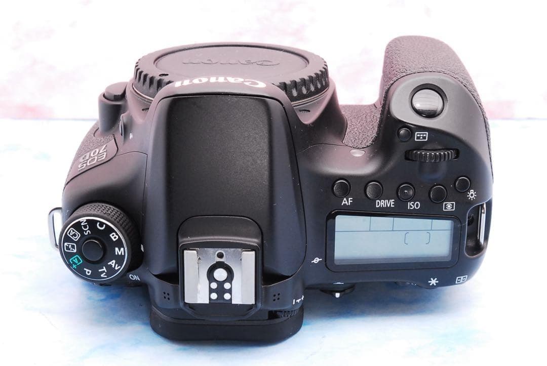 Canon EOS 70D☆手ぶれ補正☆スマホ転送OK☆美品☆一眼レフカメラ
