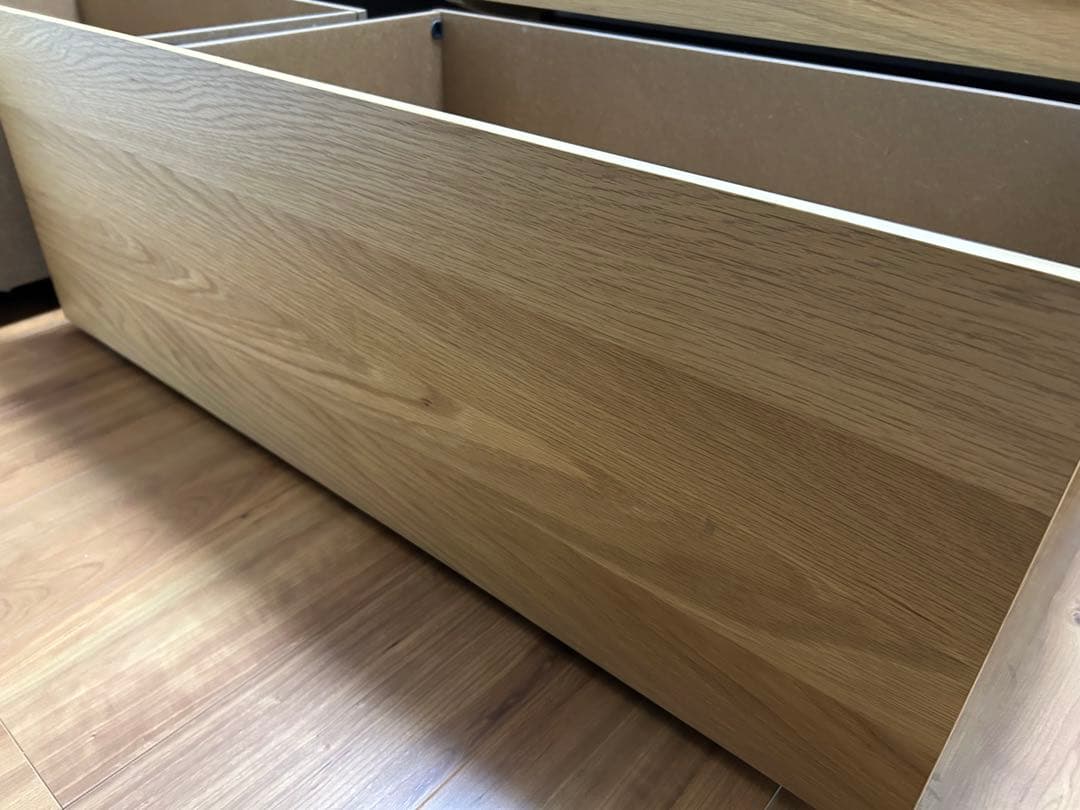 無印良品（MUJI）木製ベッドフレーム・ダブル　ヘッドボード付ベッド下