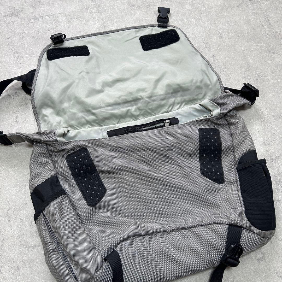 バッグ Patagonia Half Mass messenger bag gray