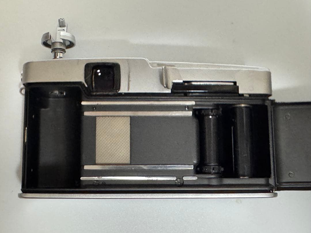 フィルムカメラ】オリンパス PEN-F