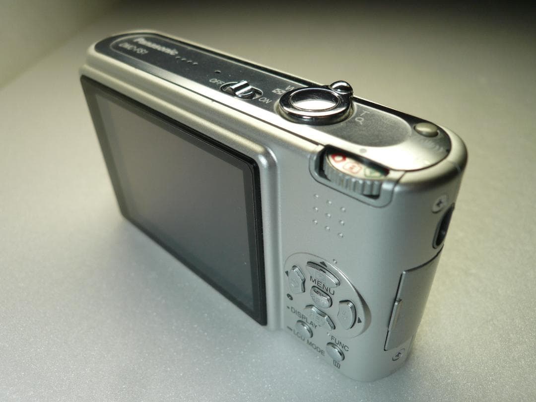 LUMIX★DMC-FS1⭐️飽きの来ないシルバー❤️安心の実働品