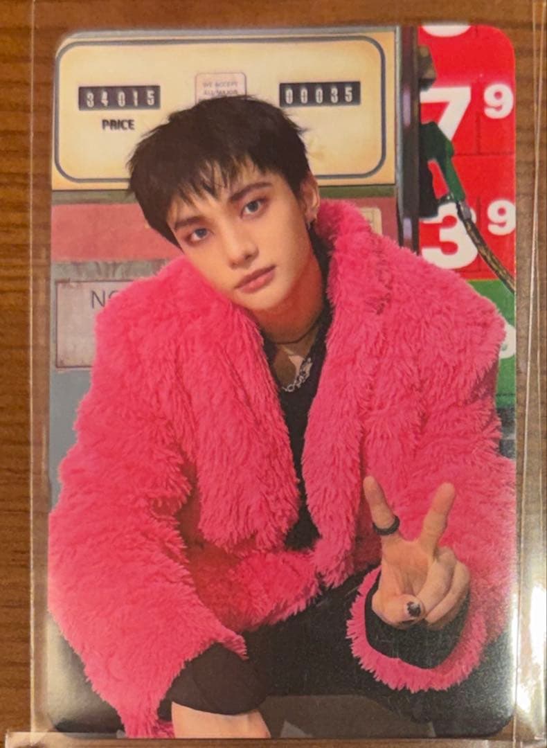 straykids スキズ ポップアップ ヒョンジン QR リアルタッチ トレカ