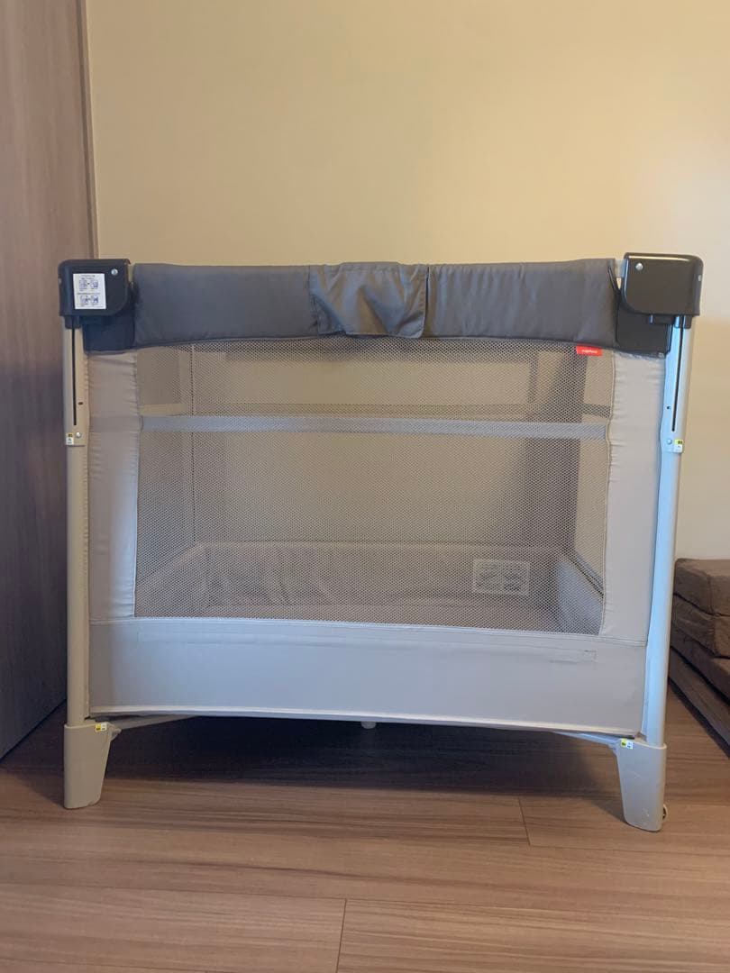 ベビーベッド　ココネル　エアー　アップリカ