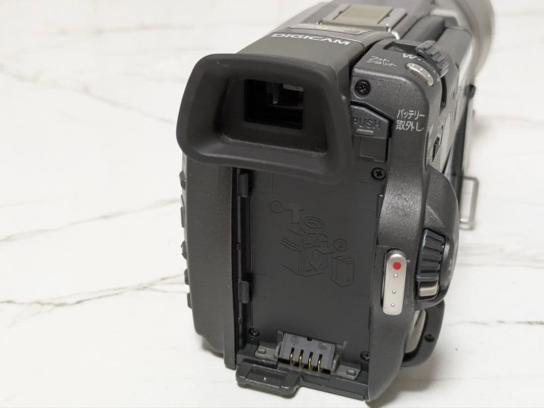 ③ Panasonic　NV-MX2000　MiniDV対応　豪華セット