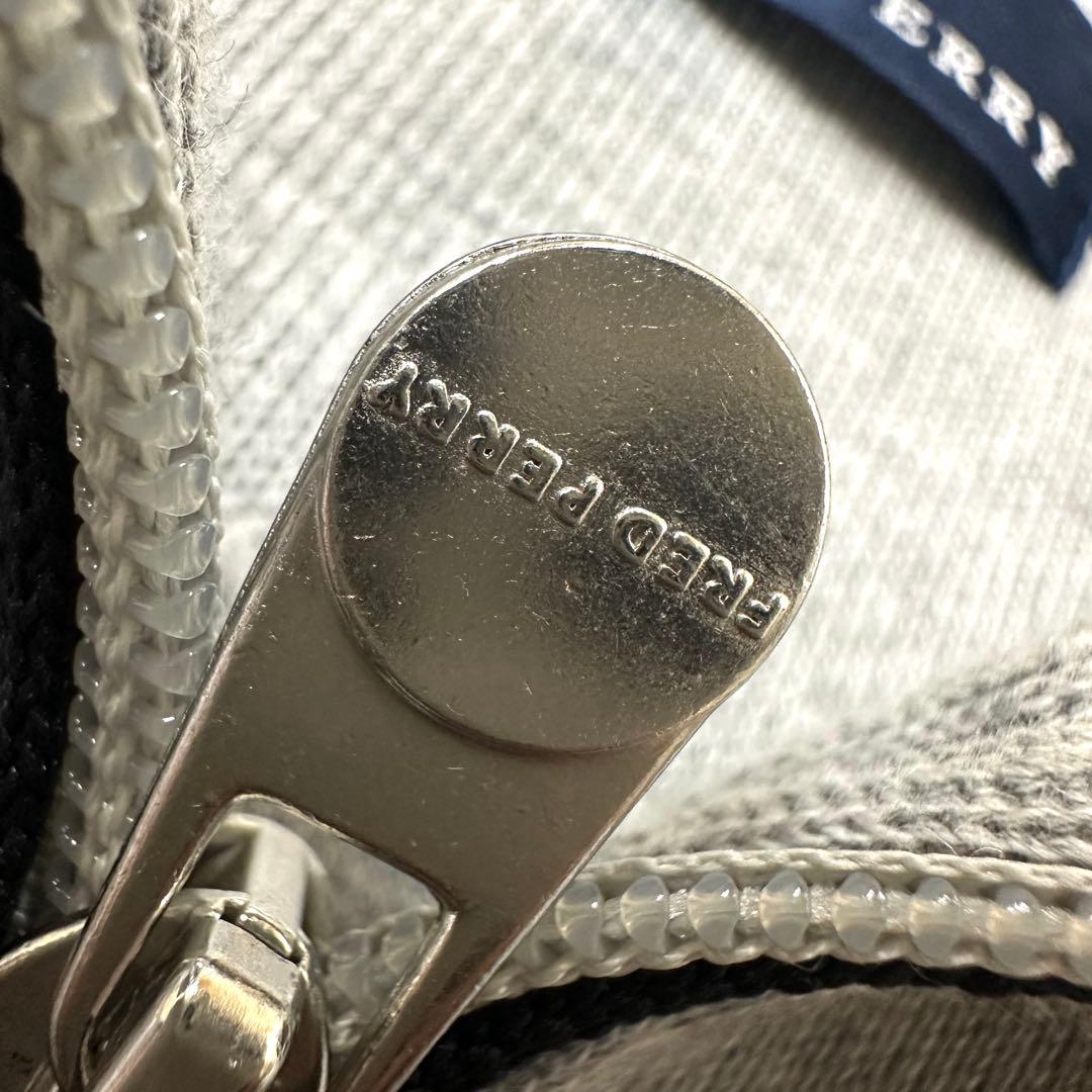 Fred Perry フレッドペリー ハーフジップ スウェット L 刺繍ロゴ