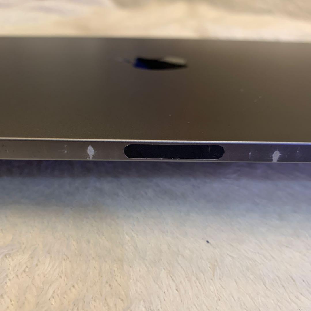 美品 iPad Air (第4世代) Wi-Fiモデル 64GB