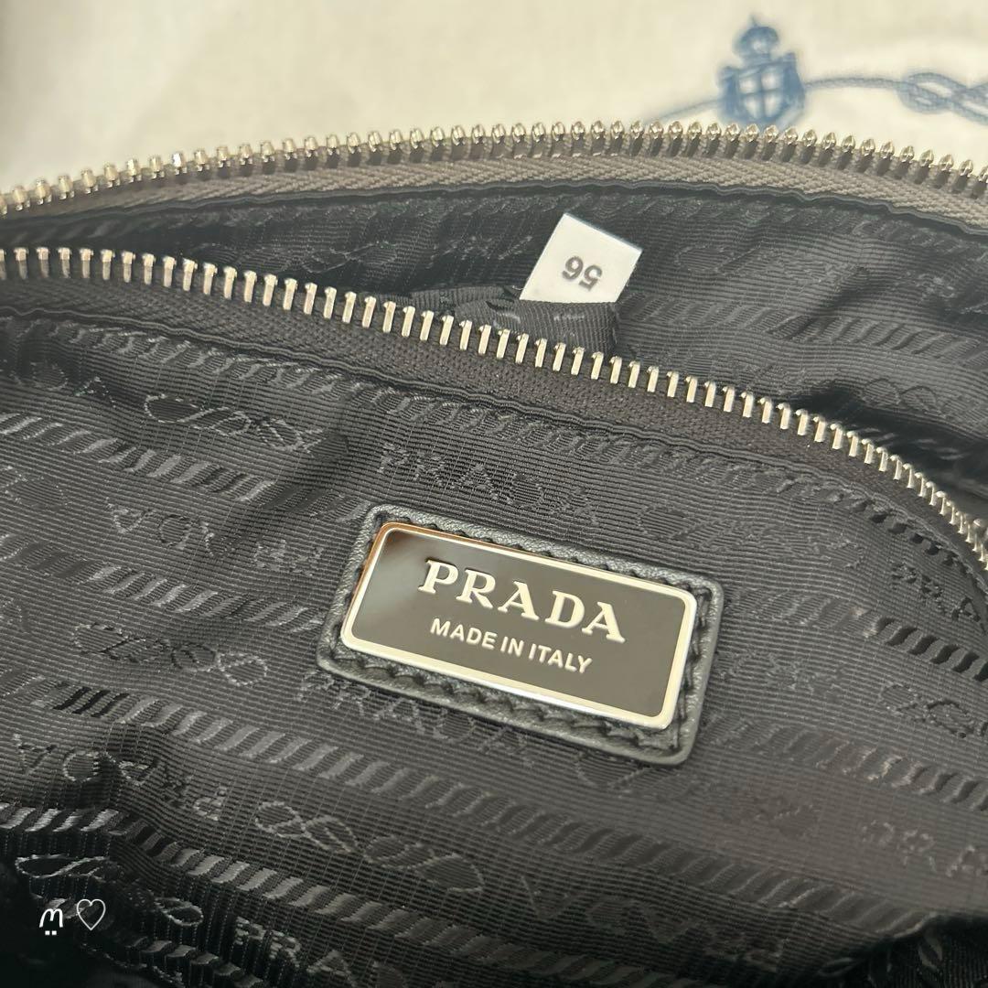 プラダ　ヴィッテロダイノレザーロゴショルダーバッグ　メッセンジャー　2VH165