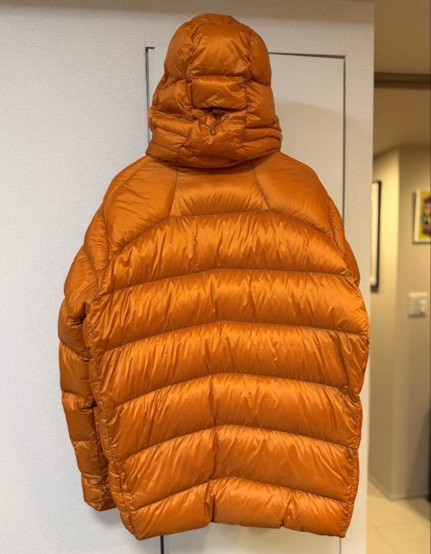 パタゴニア フィッツロイダウンフーディ L オレンジ 【ほぼ未使用の美品】