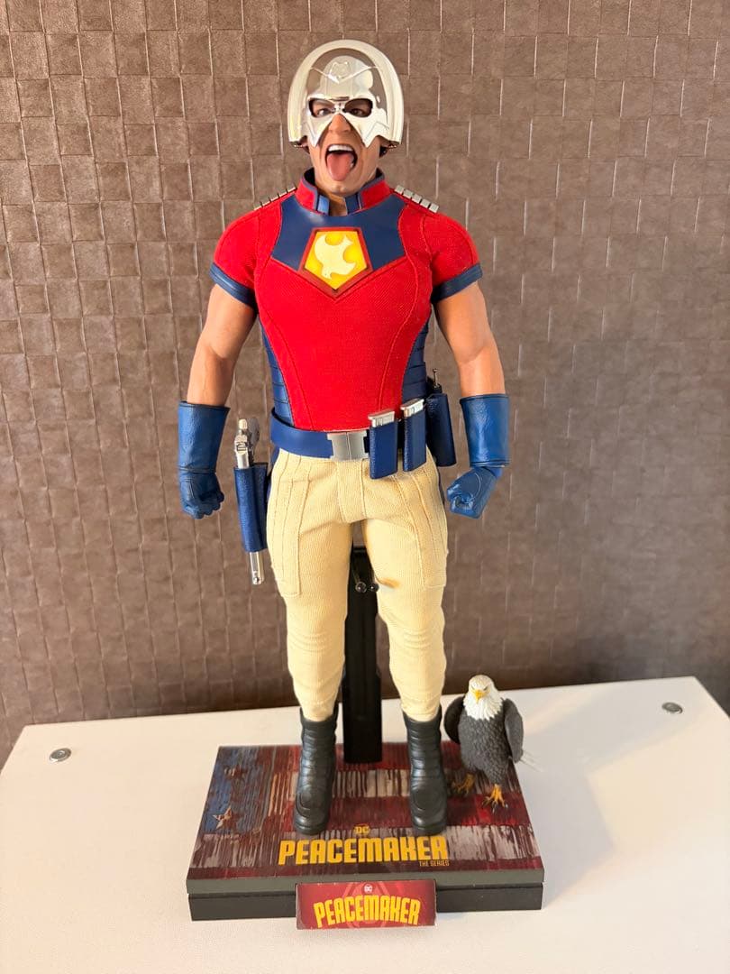 Peacemaker 1/6スケールフィギュア
