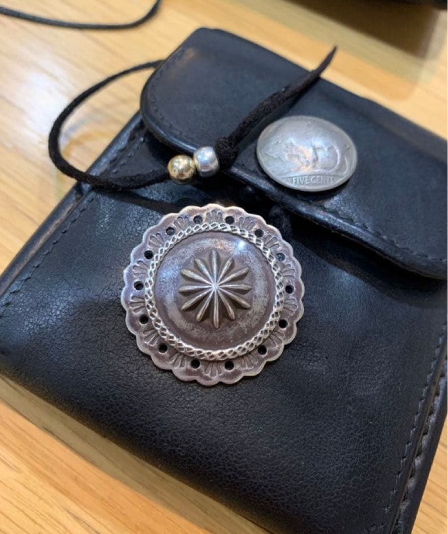 鷲見太郎　初期　シルバーコンチョ