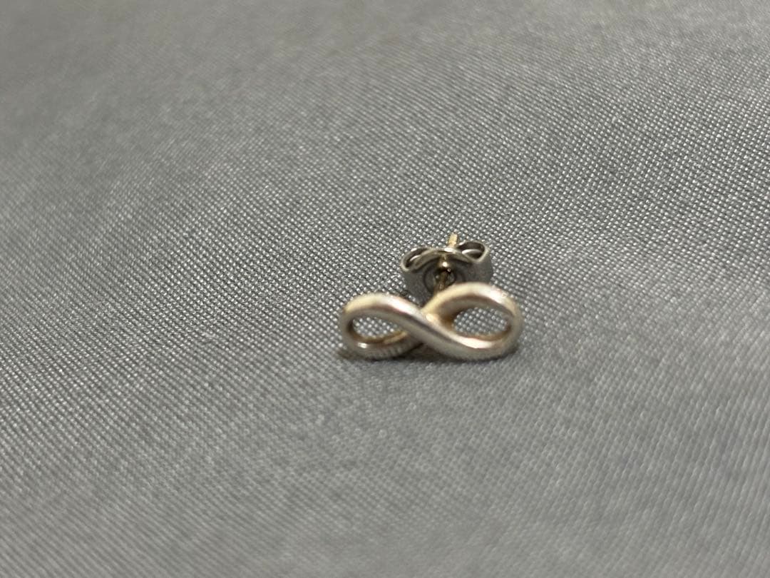 h394 ティファニー　インフィニティ　ピアス　片耳　シルバー　925