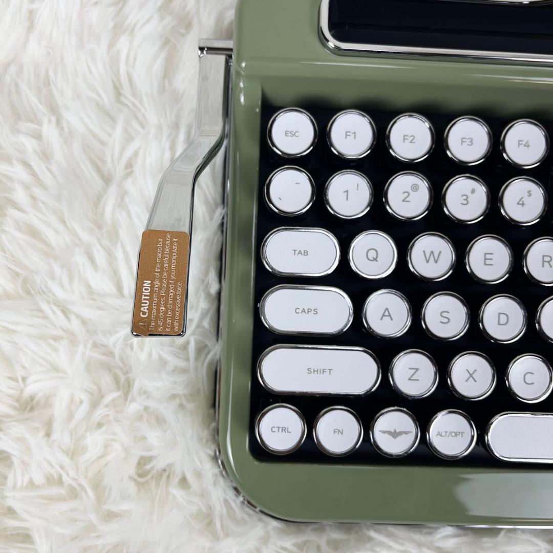 【ほぼ未使用】PENNA ペナ タイプライター風 メカニカルキーボード