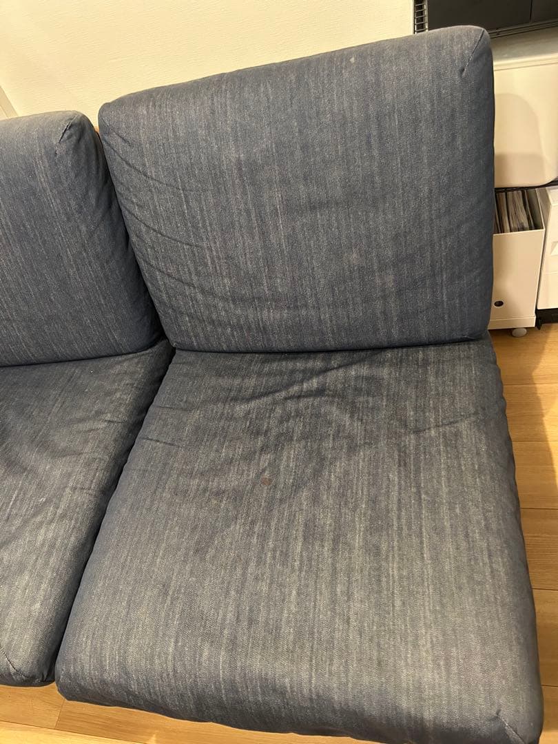 無印良品　リビングでもダイニングでもつかえるソファ　1脚①