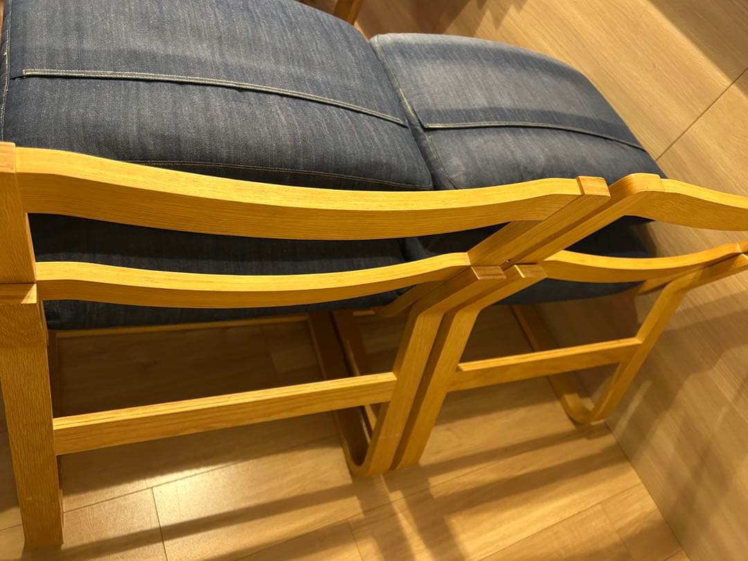 無印良品　リビングでもダイニングでもつかえるソファ　1脚①