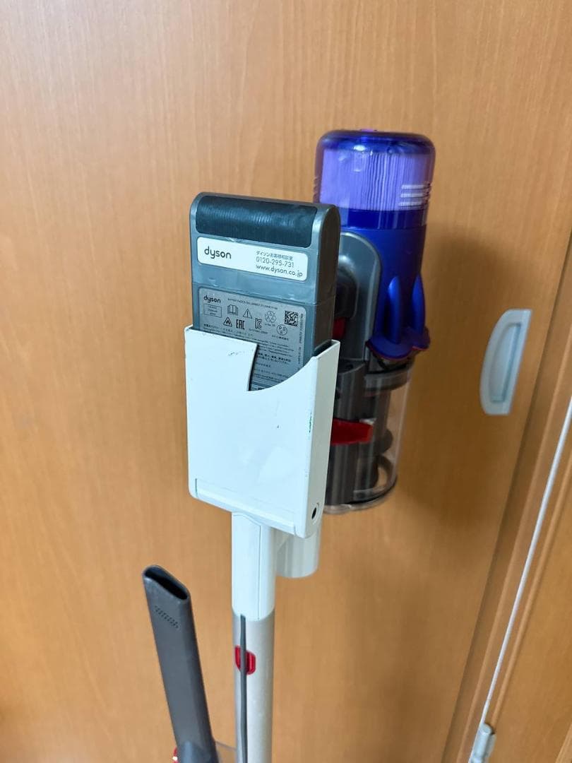 【分解洗浄済】286- ダイソン dyson SV18 掃除機 作動品