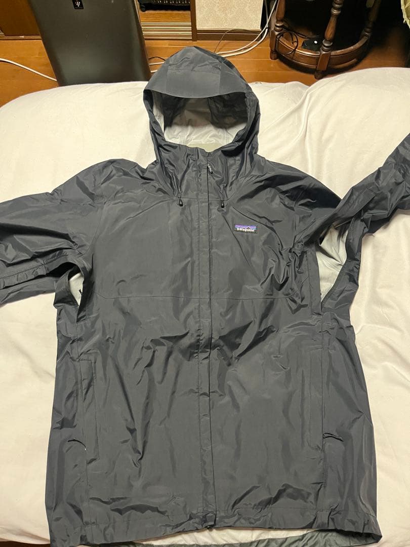 2/1まで値下げ！美品　patagonia ナイロンジャケット M 黒