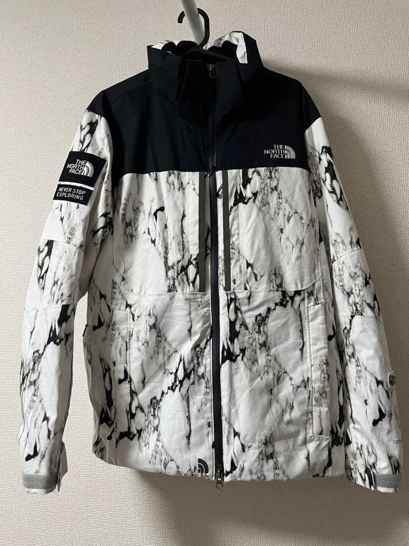 ノースフェイスTHE NORTH FACE スノーボードウェア