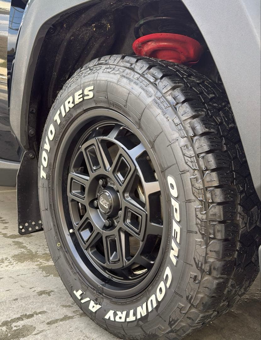 rav4 オフロード　17インチホイールタイヤセット　RH様