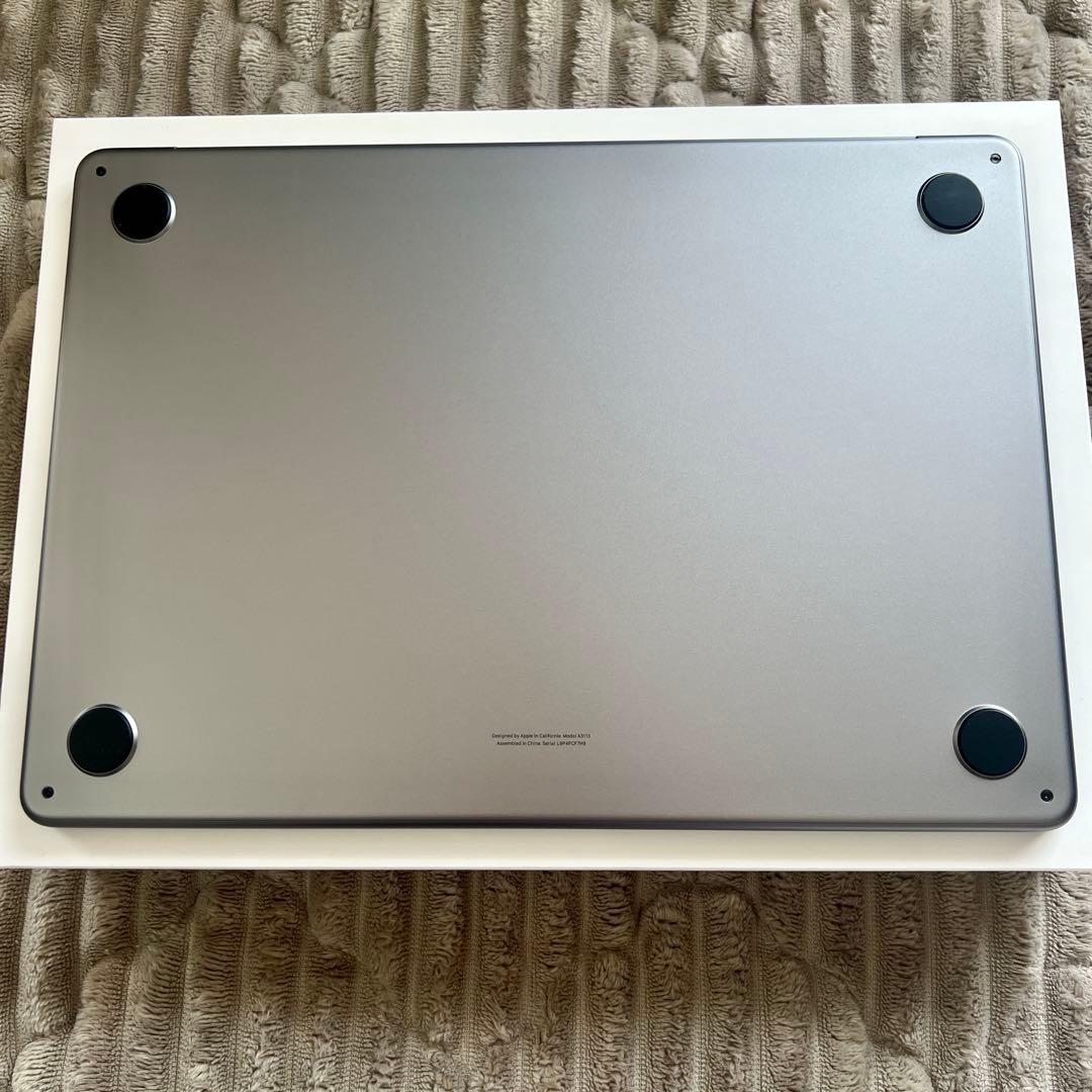 MacBook Air M3 13インチ 16GB 256GB 美品