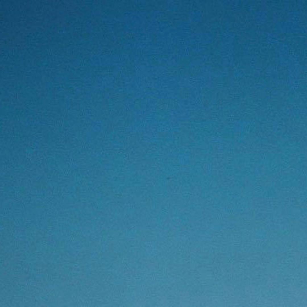 こむ　ホワイトS