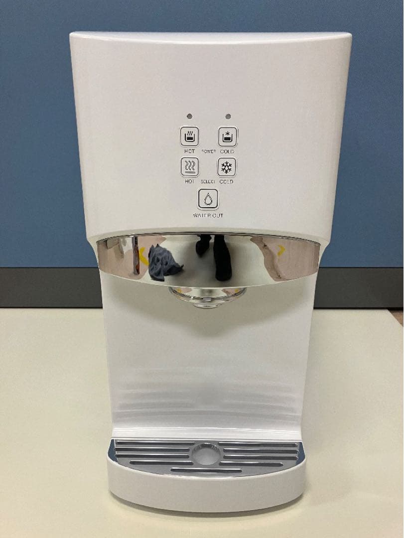 動作確認済　ウォーターサーバー 卓上　水道直結式