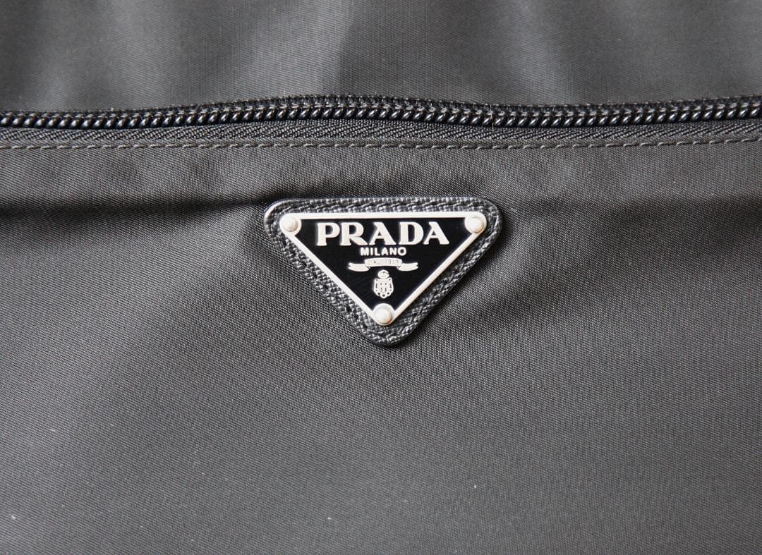 PRADA V147S ラップトップ・ショルダー