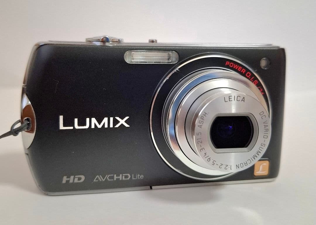 [美品] パナソニックPanasonic LUMIX DMC-FX70 コンデジ