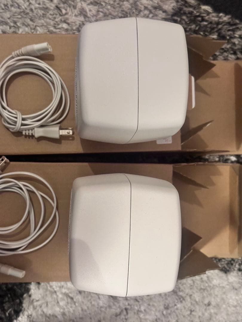 Genelec 8010A（ホワイト）ペア 出品します