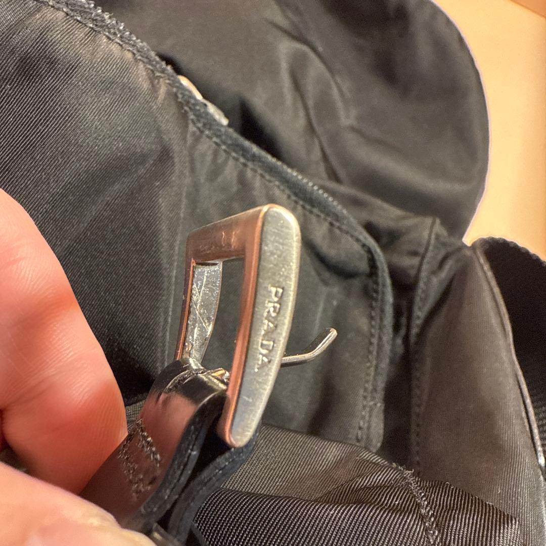 プラダ メッセンジャーバッグ