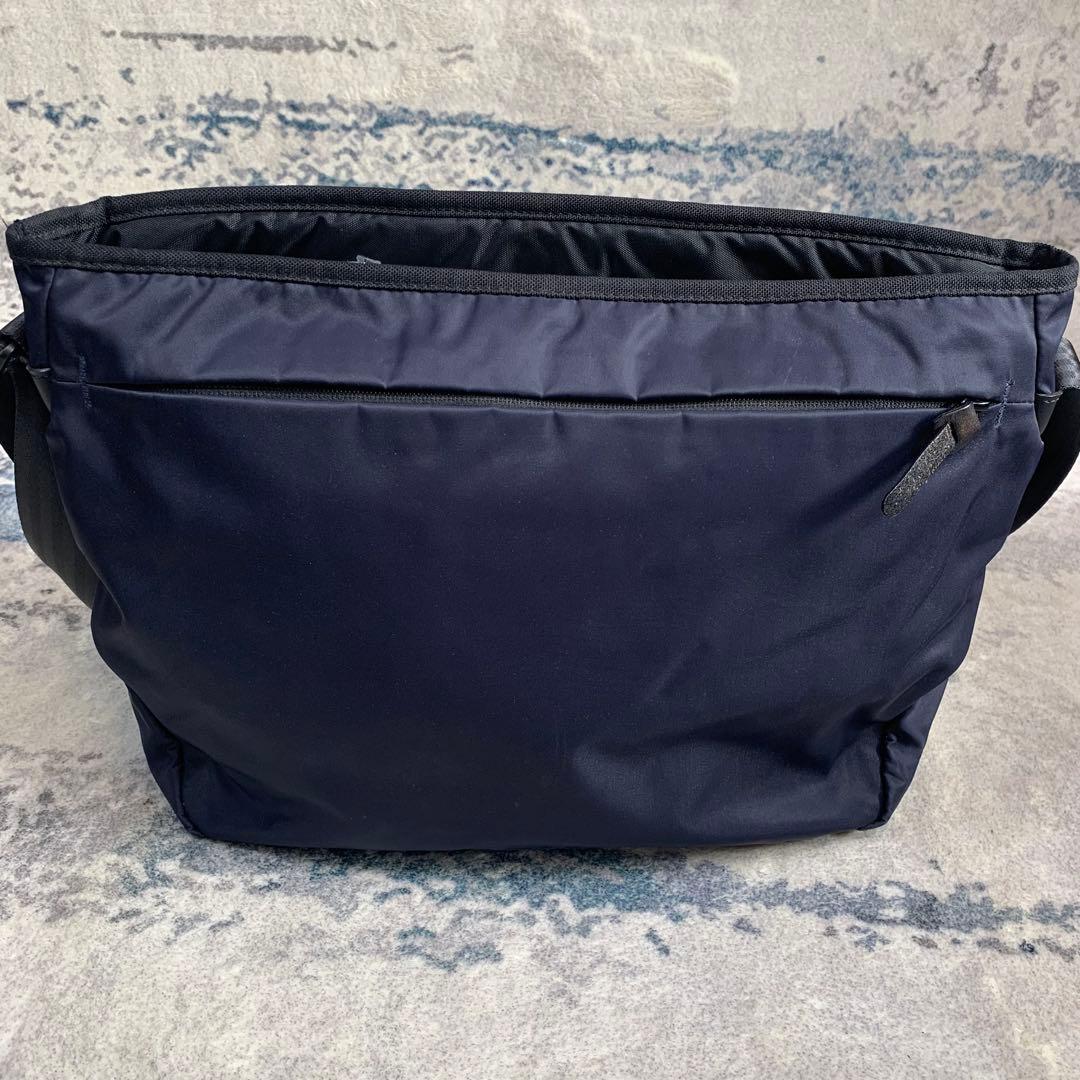 Manhattan Portage BLACK LABEL メッセンジャーバッグ