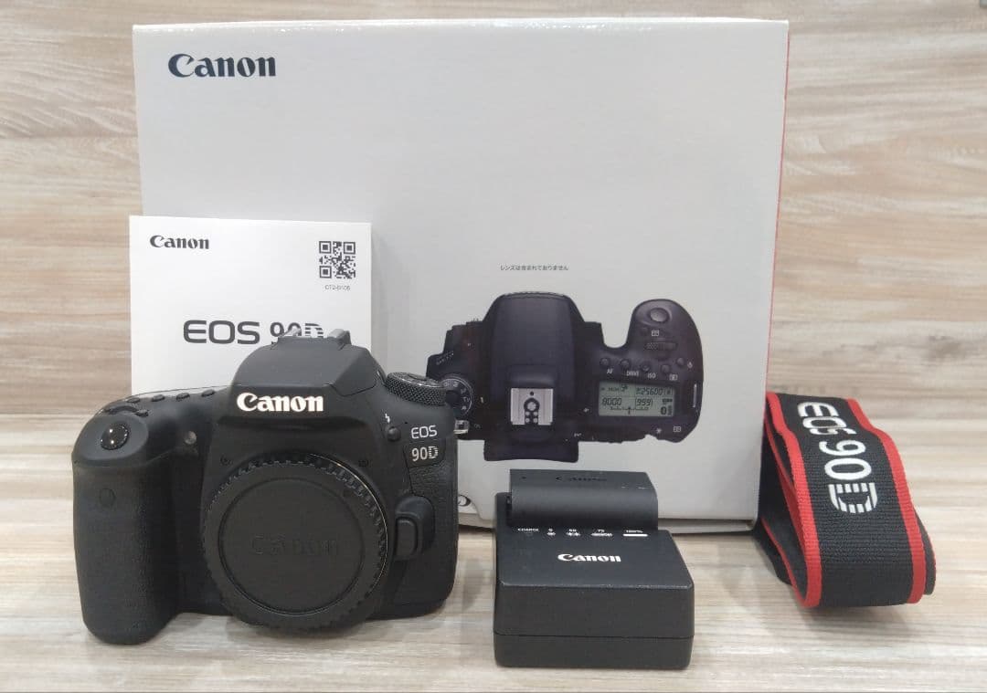Canon EOS 90D デジタル一眼レフカメラ キャノン