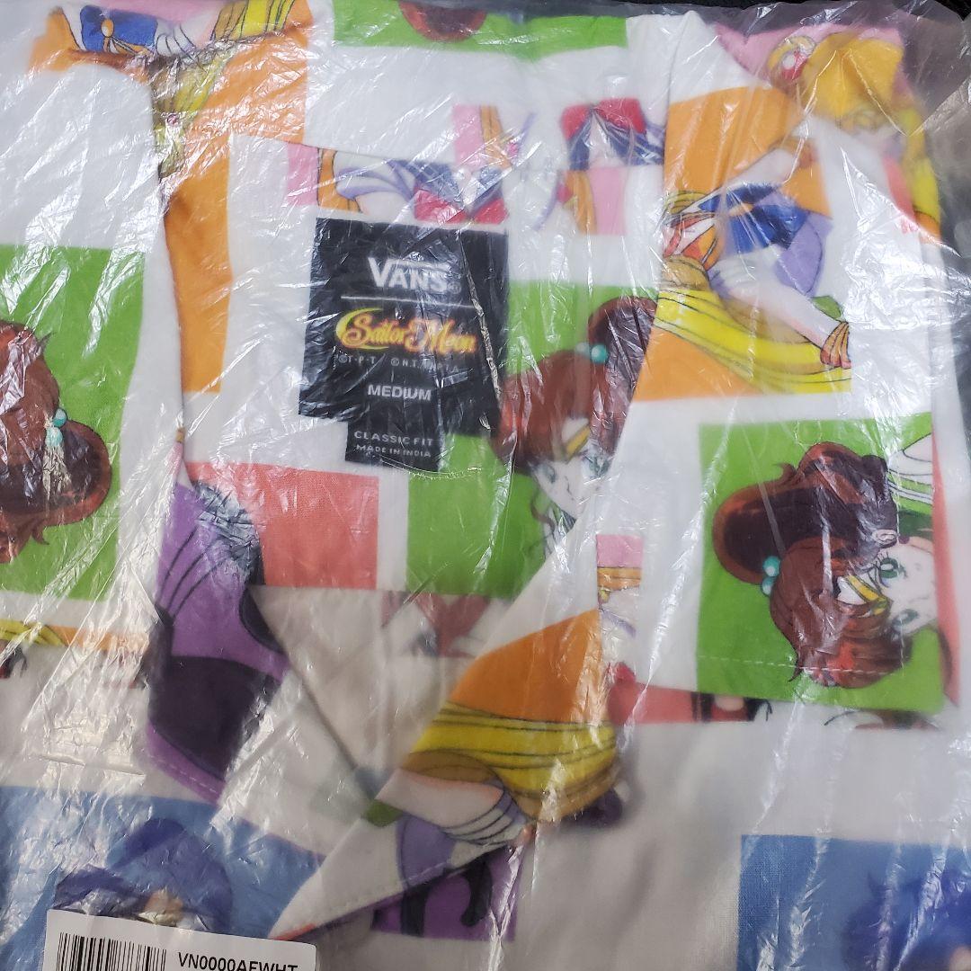 最終価格　セーラームーン　VANS 半袖シャツ Mサイズ