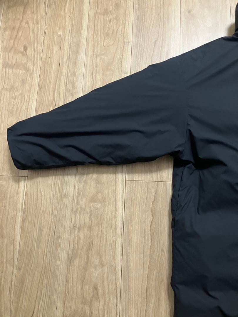 美品　無印良品　 撥水ダウンジャケット　ブラック