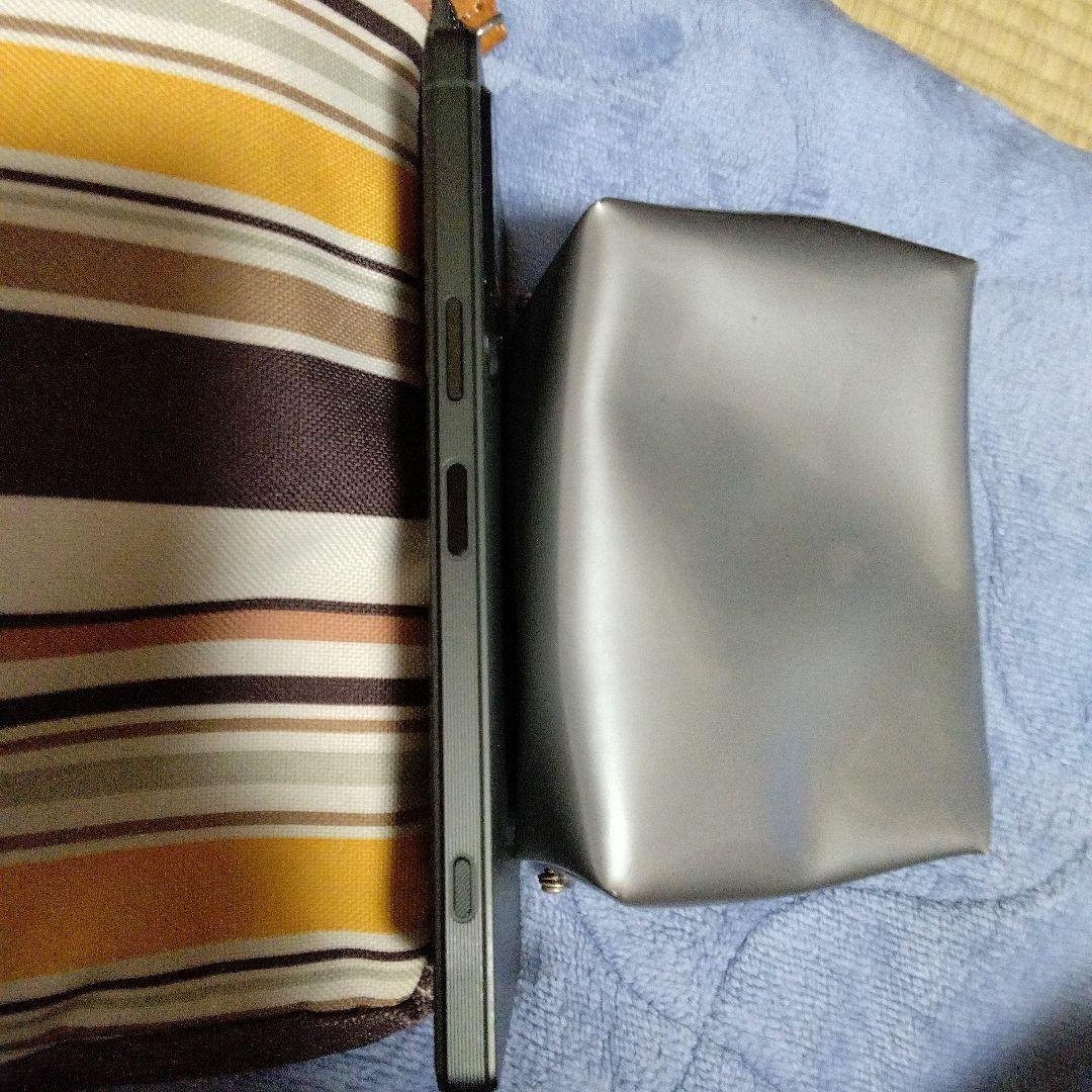 美品　Xperia 1 V SIMフリー版　RAM16GB ROM512G