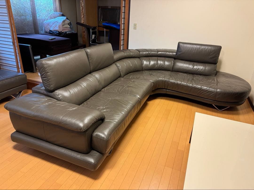 カーブ型ソファ　京都市内であれば直接の受け渡しも相談可