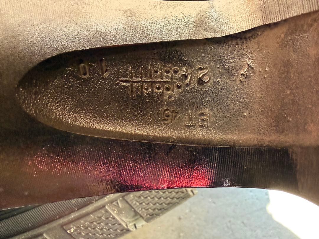 アルミホイールスタッドレスタイヤ4本セット　225/65R17 エクストレイル等