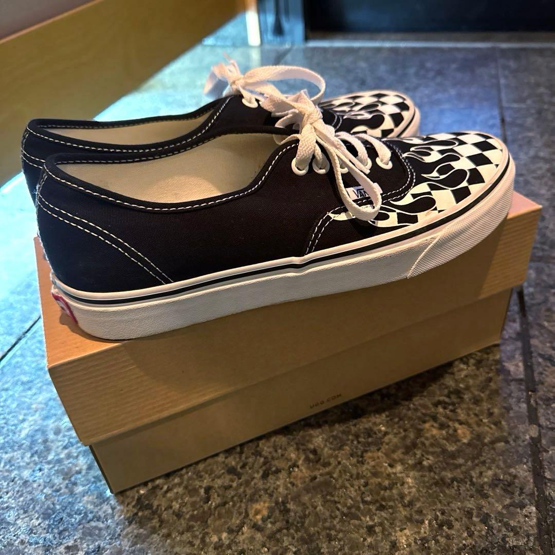 VANS AUTHENTIC CHECKER FLAME スニーカー