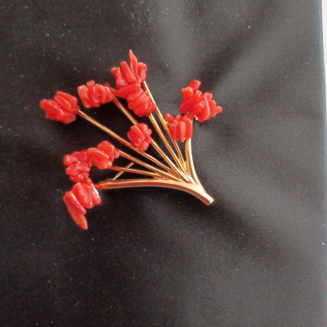 珊瑚・K18 ブローチ