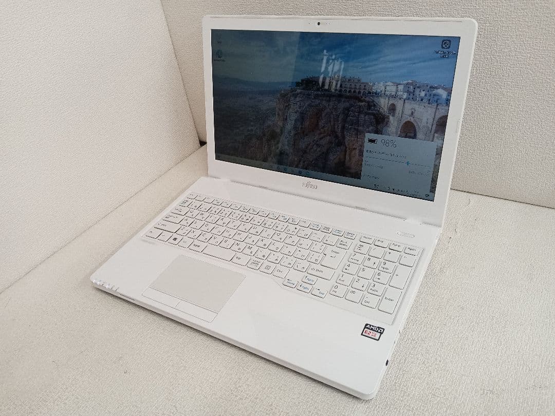 † LIFebook AH30/C2 16GB ストレージ無